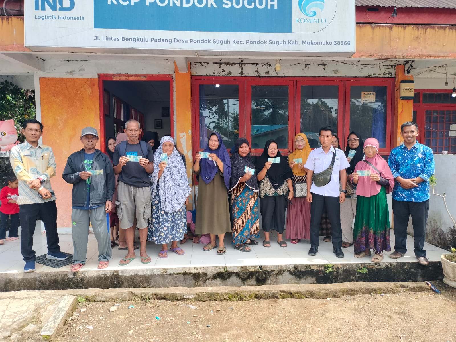 monitoring-proses-penyaluran-blts-kesra-di-wilayah-kecamatan-pondok-suguh-di-kantor-pos-pondok-suguh